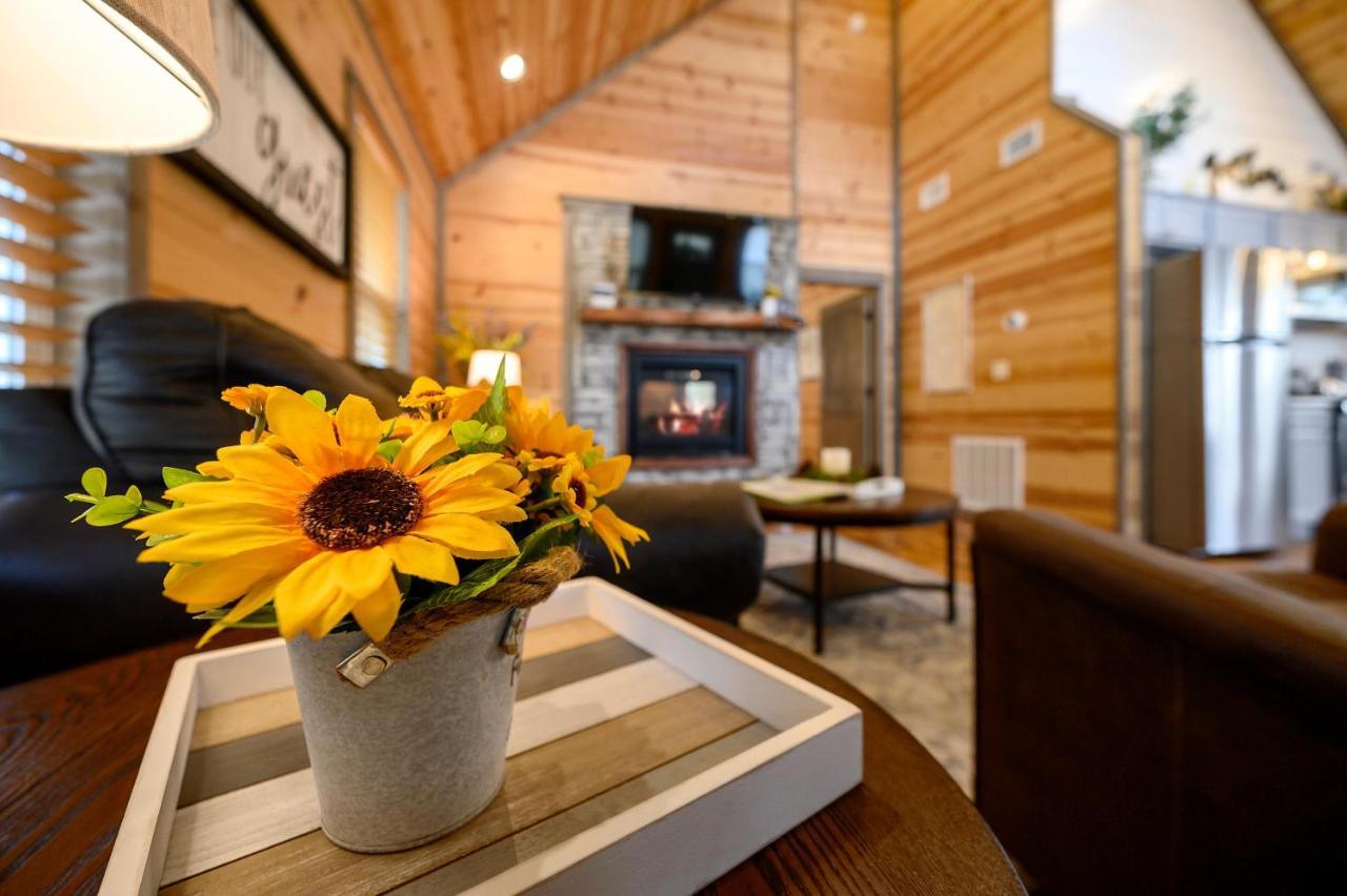Convenient Romantic Hot Tub Bbq 3-Night Special! Broken Bow Exteriér fotografie